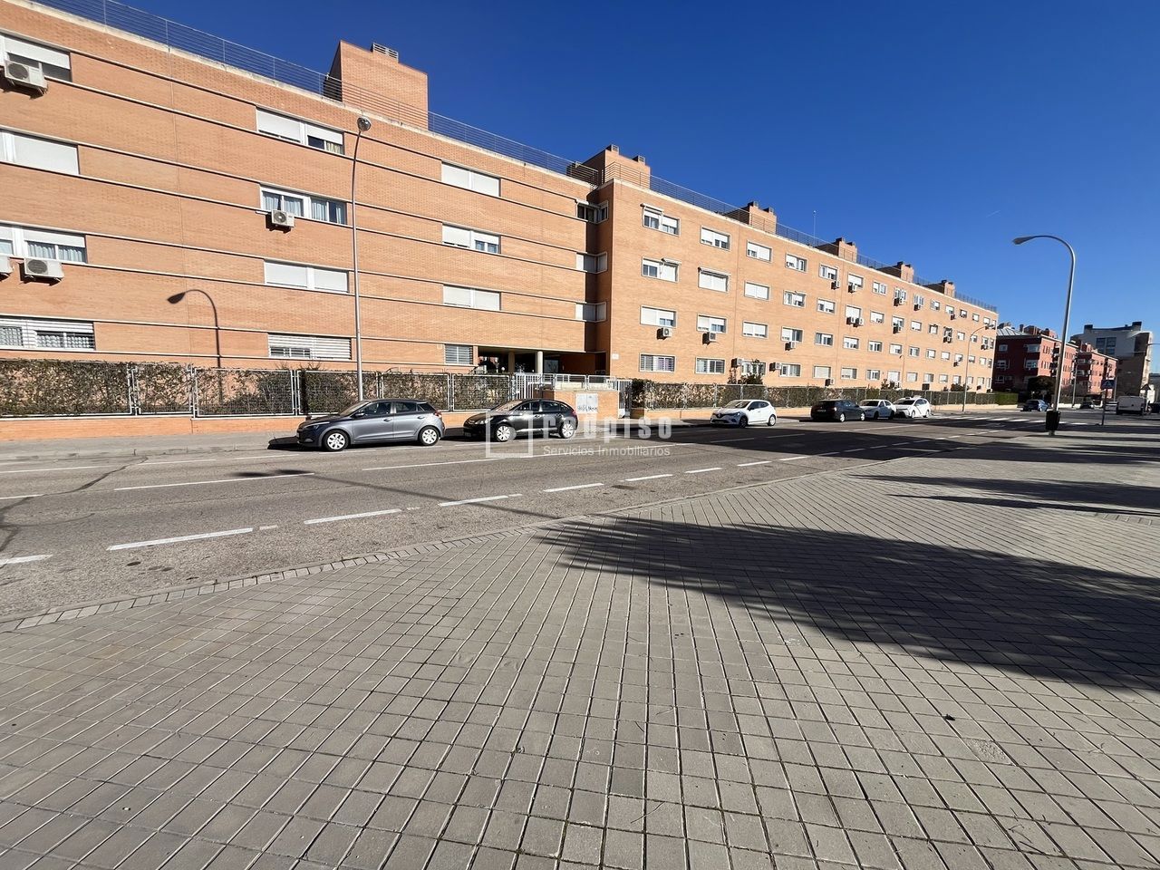 Piso en venta en calle De Navia, Latina, Madrid 28/29