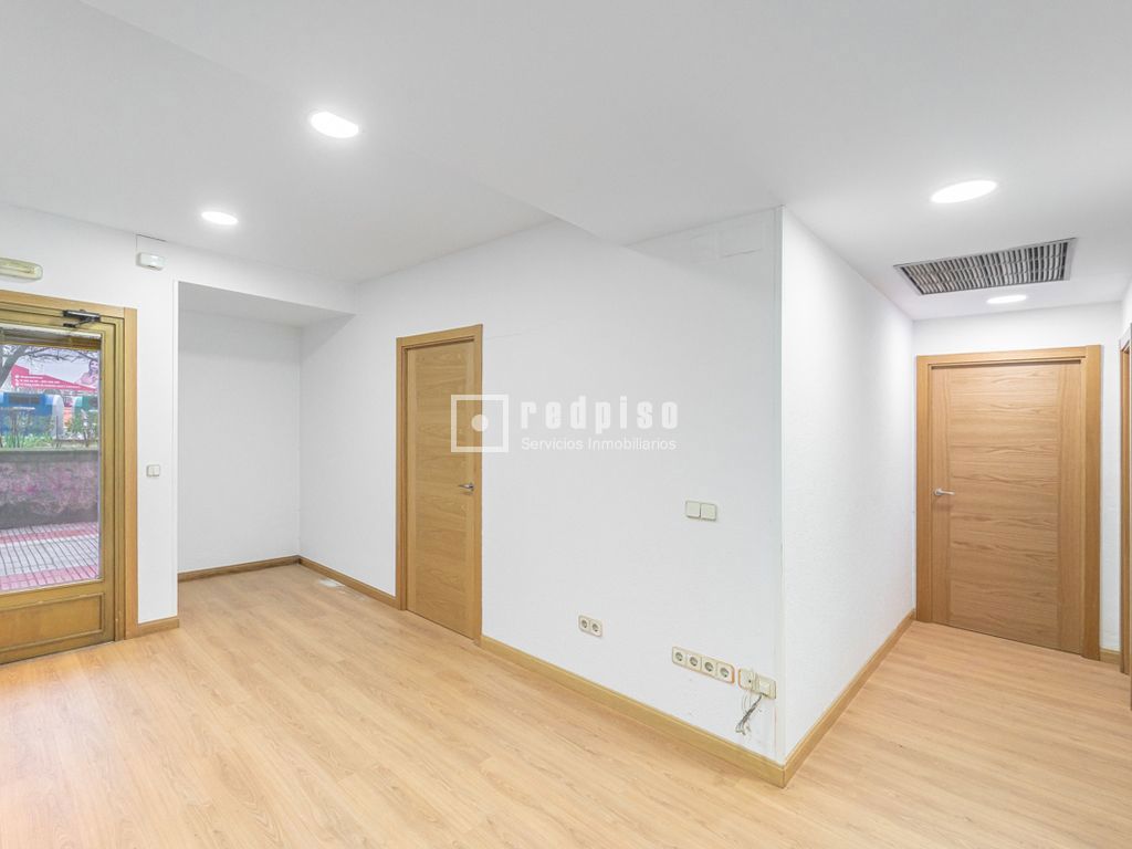Local en venta en  Alcorcón, Madrid  5/31