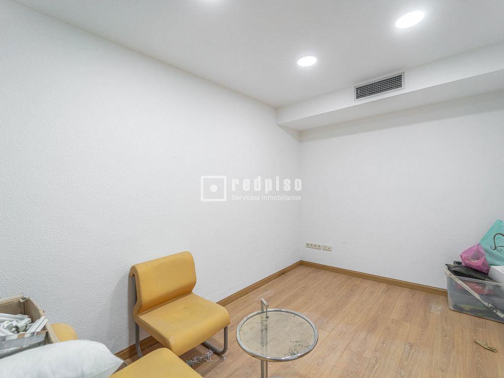 Local en venta en  Alcorcón, Madrid  9/31