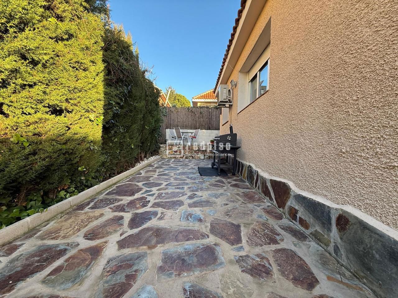 Casa en venta en  calle del Águila, Dominio de Fontenebro, Madrid  38/44