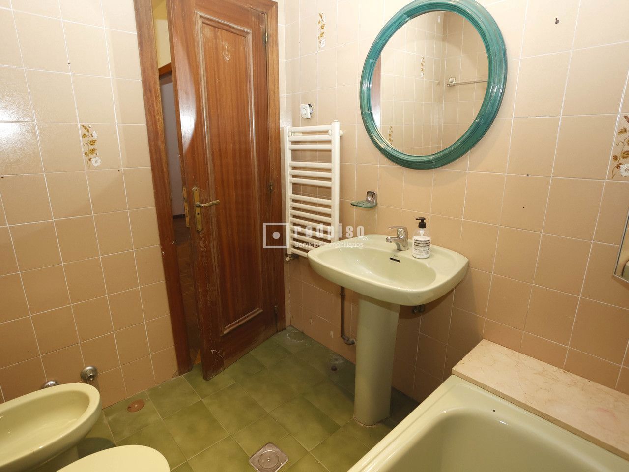 Piso en venta en calle De Santa Águeda, Madrid, Madrid 14/22