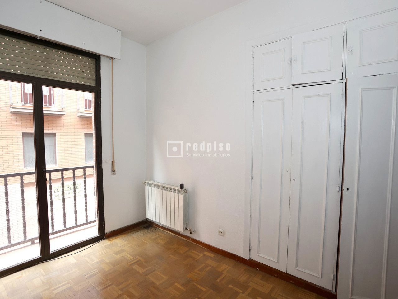 Piso en venta en calle De Santa Águeda, Madrid, Madrid 8/22