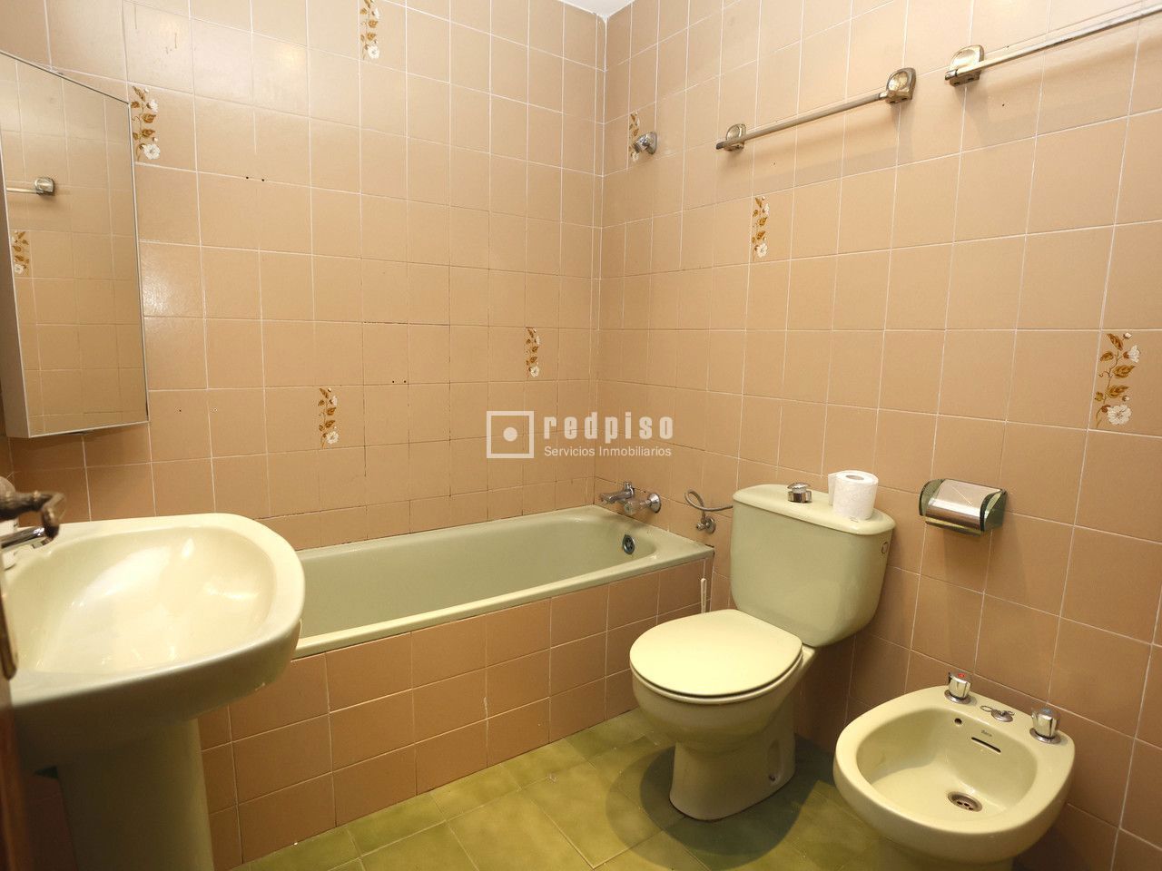 Piso en venta en calle De Santa Águeda, Madrid, Madrid 16/22