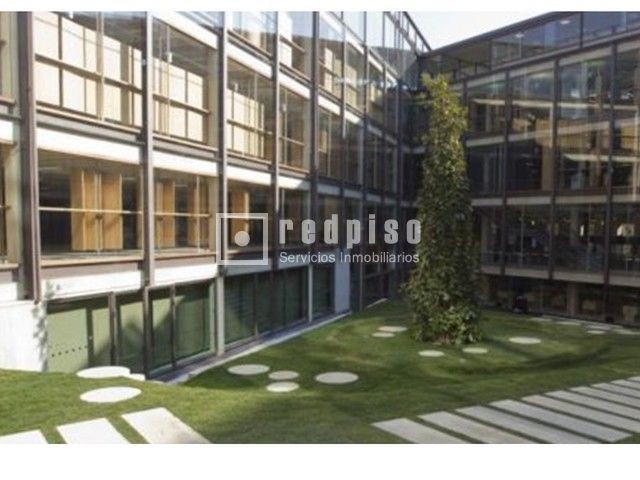 Piso en venta en calle De Santa Águeda, Madrid, Madrid 21/22