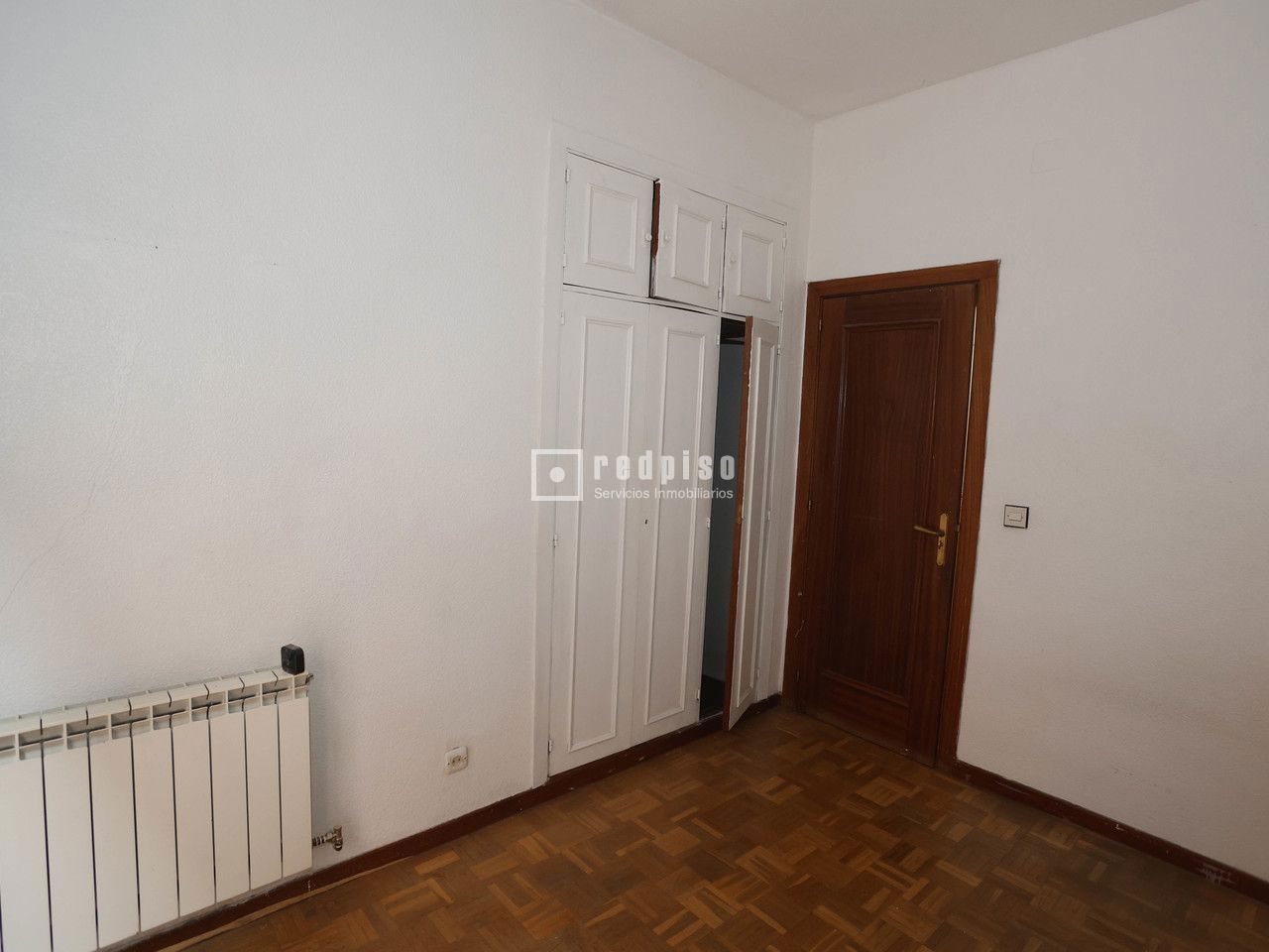 Piso en venta en calle De Santa Águeda, Madrid, Madrid 9/22