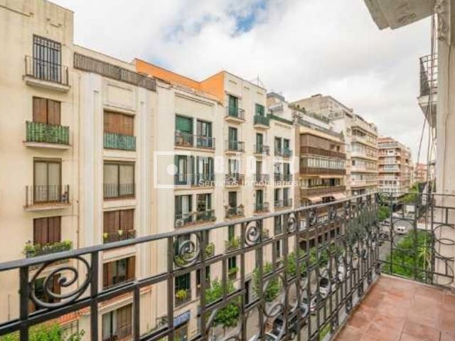 Piso en venta en calle De Lope De Rueda, Madrid, Madrid 5/13