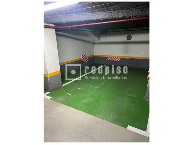 Parking en venta en  calle de Fuencarral, Madrid  1/1