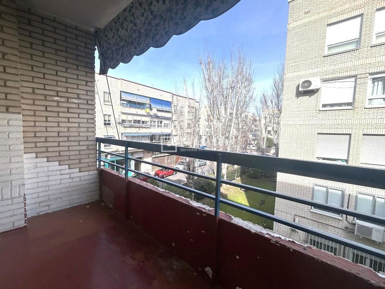 Piso en venta en  calle de Cáceres, Coslada, Madrid  10/11
