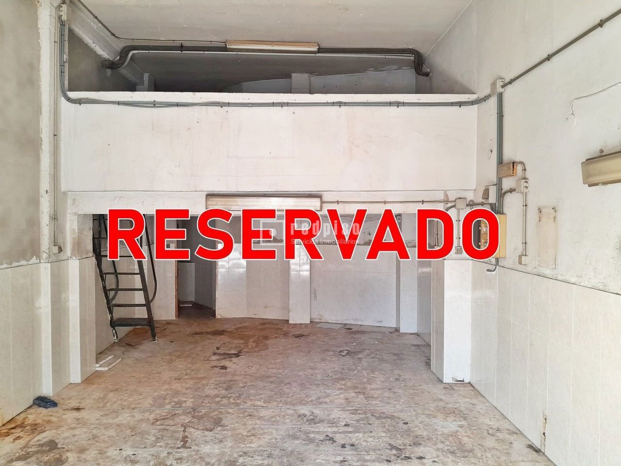 Local en venta en  calle de la Ciudad de Andújar, Cruz de Humilladero, Málaga  1/1