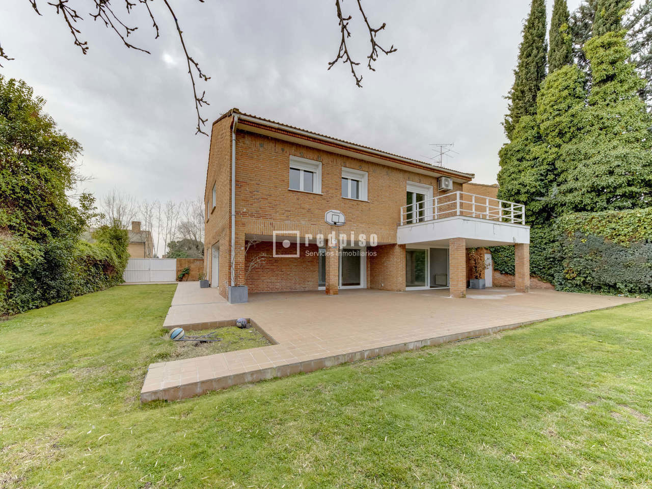 Casa en alquiler en  Majadahonda, Madrid  24/89