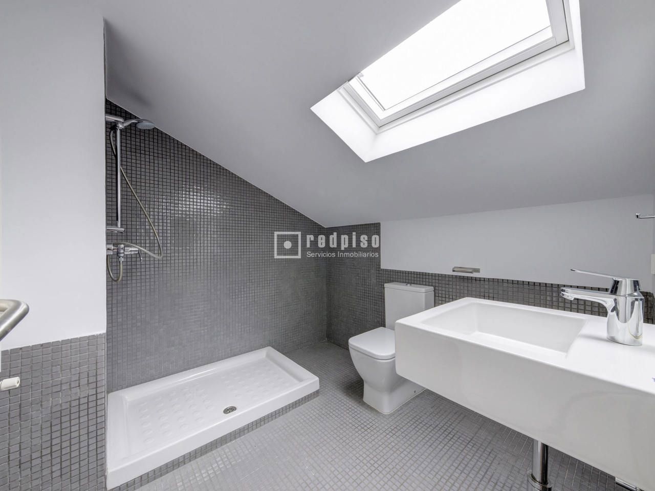 Casa en alquiler en  Majadahonda, Madrid  60/89