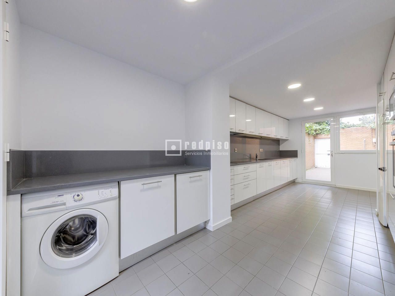 Casa en alquiler en  Majadahonda, Madrid  38/89