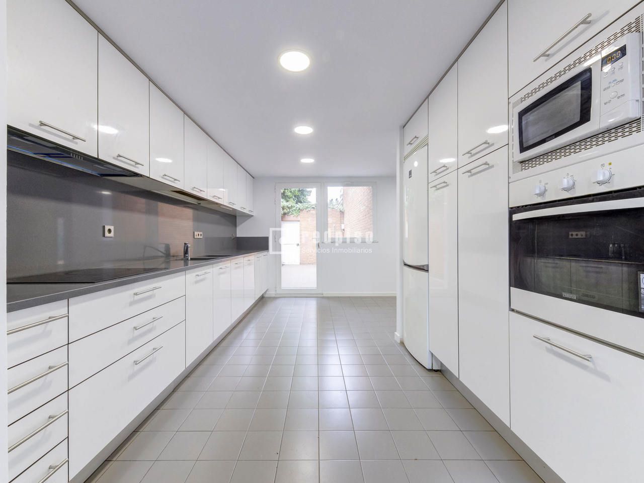 Casa en alquiler en  Majadahonda, Madrid  39/89