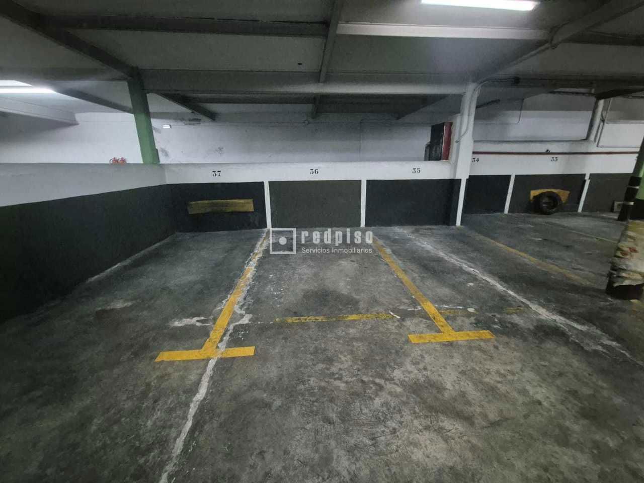 Parking en venta en  calle Fuenlabrada, Getafe, Madrid  1/1