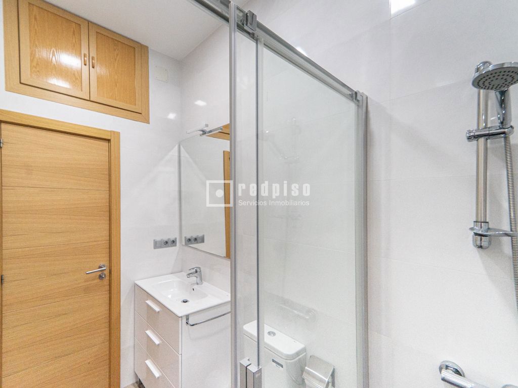 Piso en alquiler en calle De Donoso Cortés, Madrid, Madrid 17/25