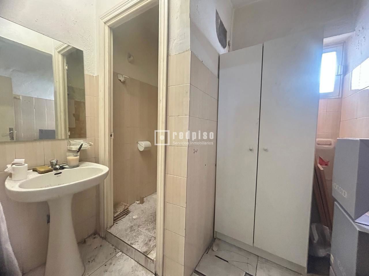 Local en venta en calle De Ponferrada, Fuencarral-el Pardo, Madrid 7/11