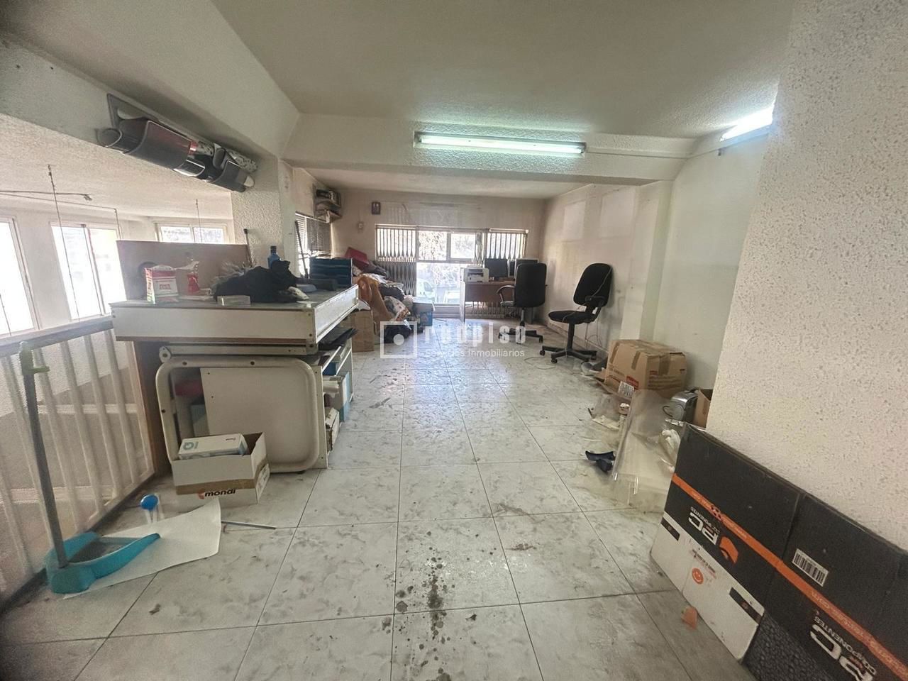 Local en venta en calle De Ponferrada, Fuencarral-el Pardo, Madrid 6/11