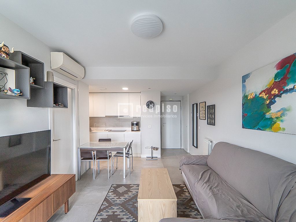 Piso en venta en Alcorcón, Madrid 12/28