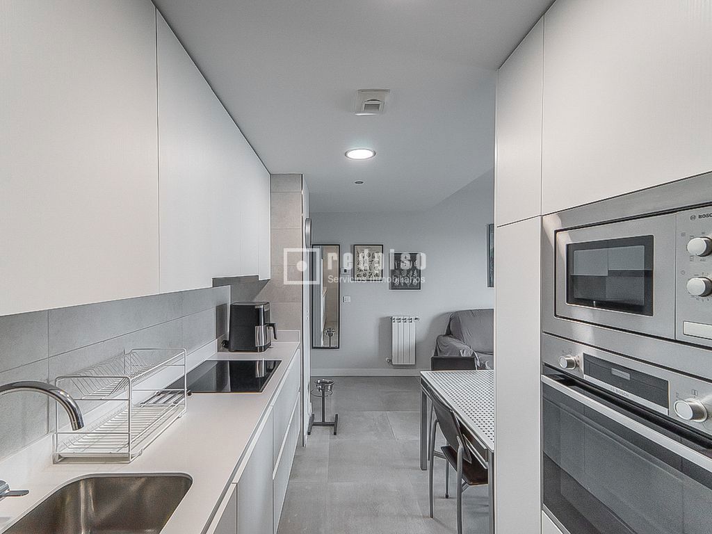 Piso en venta en Alcorcón, Madrid 9/28