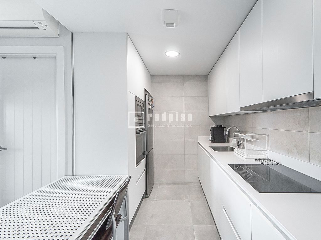 Piso en venta en Alcorcón, Madrid 8/28