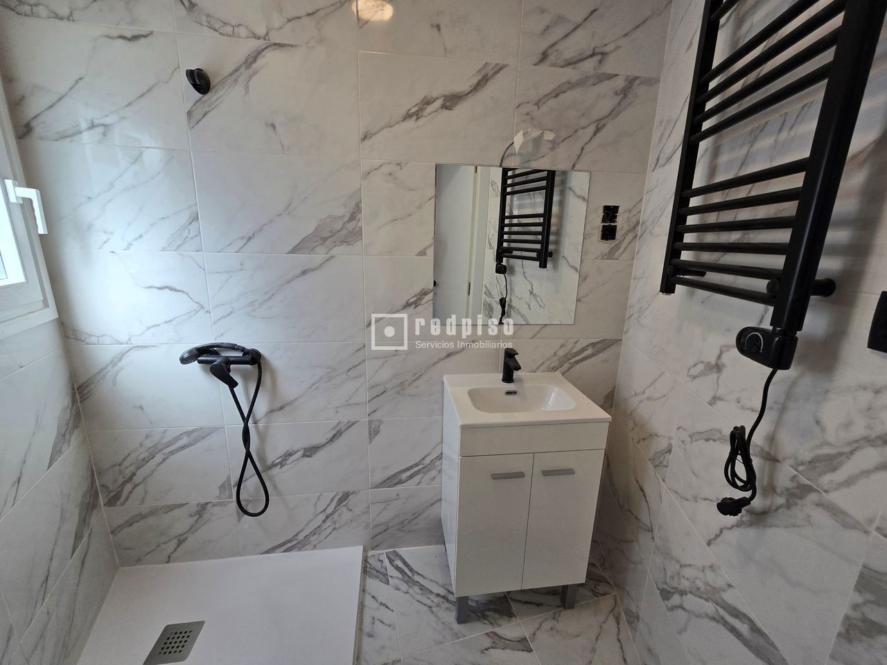 Piso en venta en calle De Jaime Vera, Madrid, Madrid 26/29