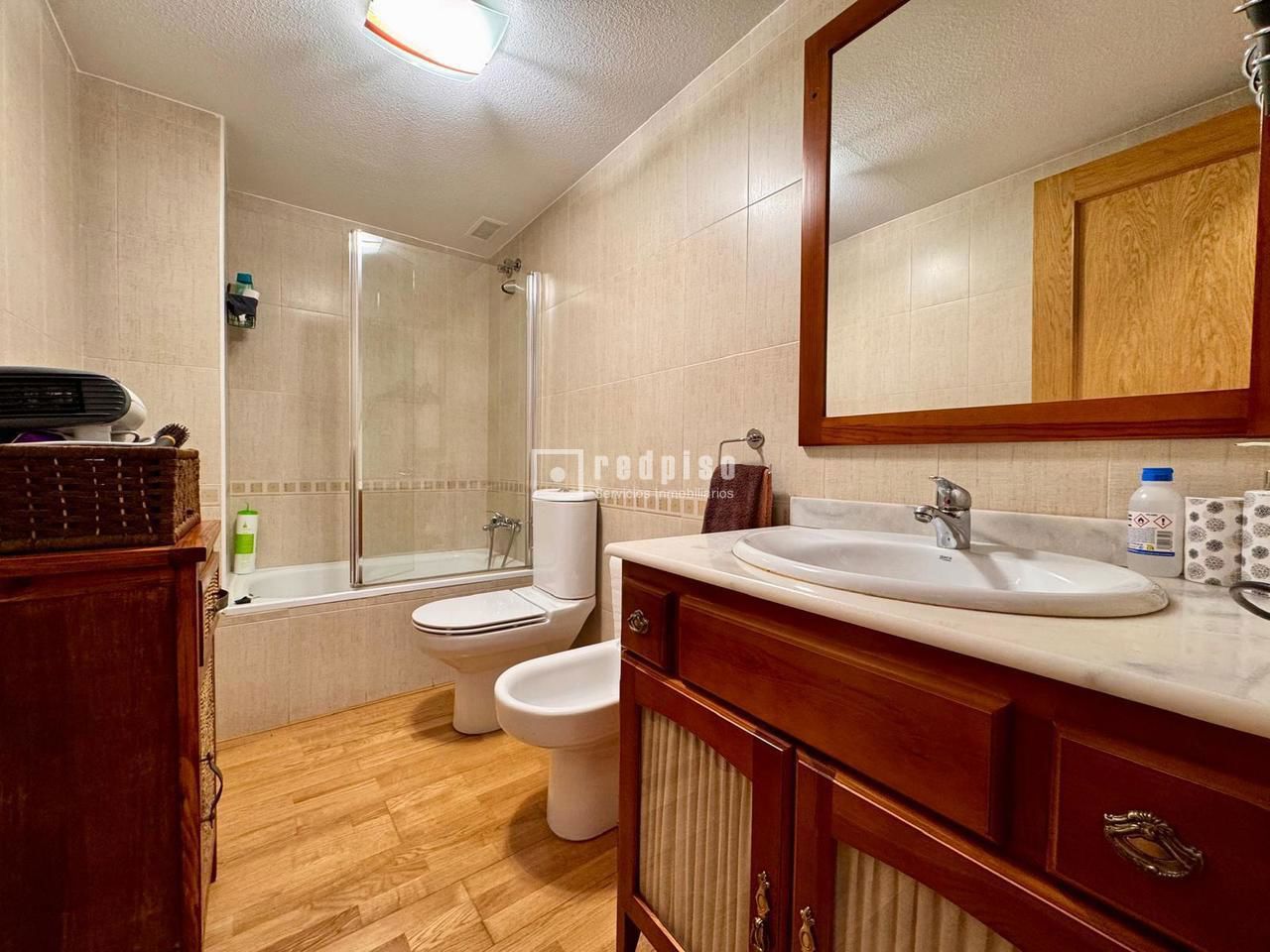 Casa en venta en  calle del Pintor Almela Costa, Murcia  33/59