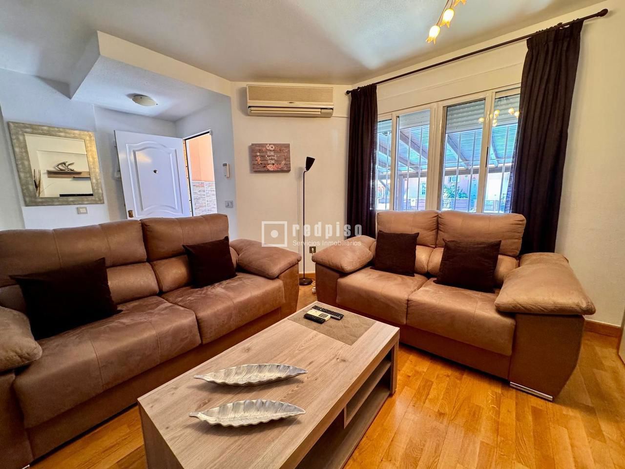 Casa en venta en  calle del Pintor Almela Costa, Murcia  9/59