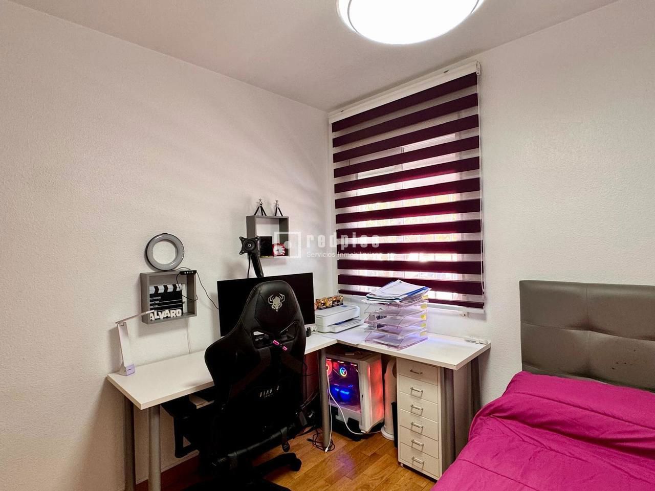 Casa en venta en  calle del Pintor Almela Costa, Murcia  20/59