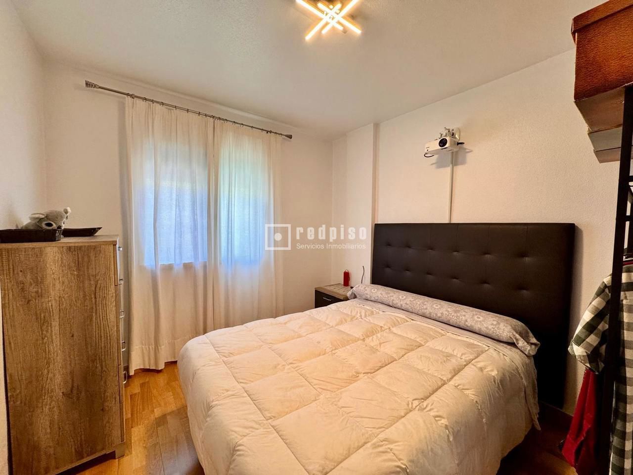 Casa en venta en  calle del Pintor Almela Costa, Murcia  26/59