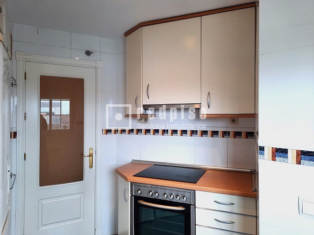 Piso en alquiler en  avenida de Francisco Pi y Margall, Madrid  14/52