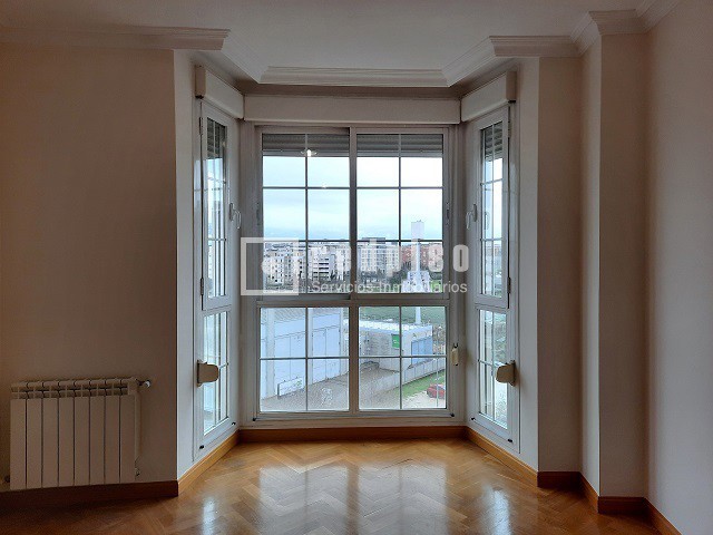 Piso en alquiler en  avenida de Francisco Pi y Margall, Madrid  9/52