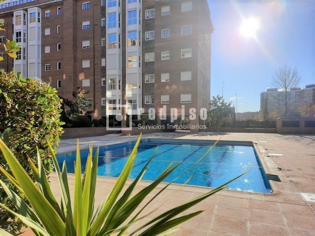 Piso en alquiler en  avenida de Francisco Pi y Margall, Madrid  42/52