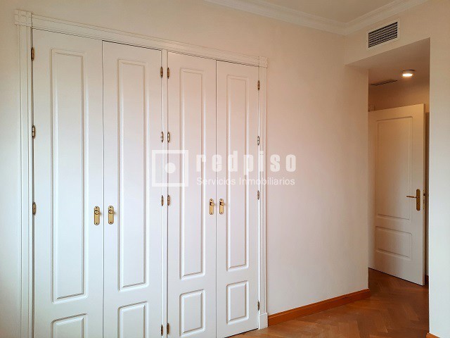 Piso en alquiler en  avenida de Francisco Pi y Margall, Madrid  34/52