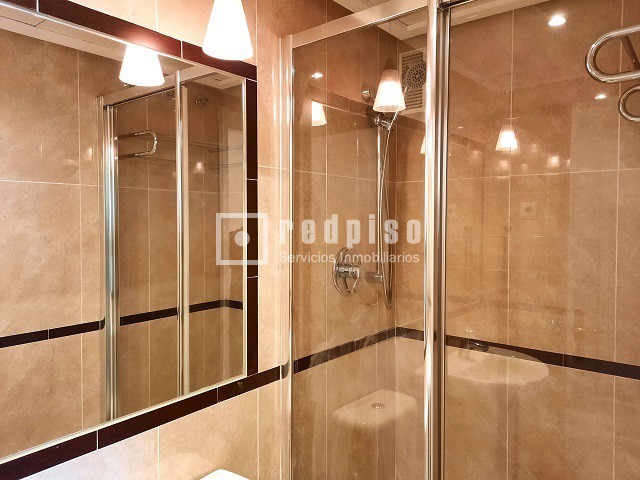 Piso en alquiler en  avenida de Francisco Pi y Margall, Madrid  30/52