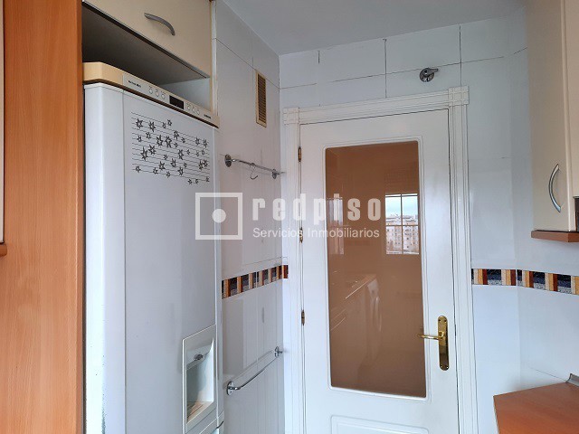 Piso en alquiler en  avenida de Francisco Pi y Margall, Madrid  18/52