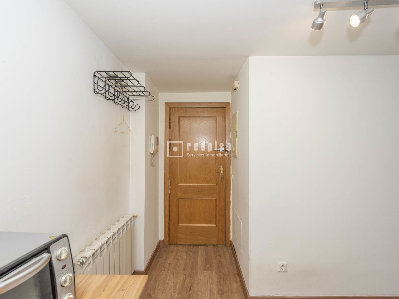 Piso en venta en calle Del Corindón, Madrid, Madrid 21/23