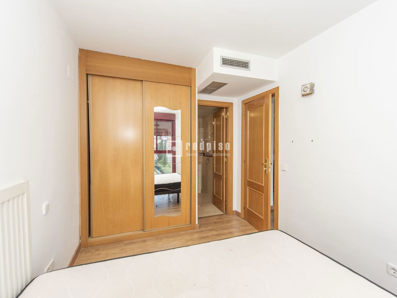 Piso en venta en calle Del Corindón, Madrid, Madrid 15/23