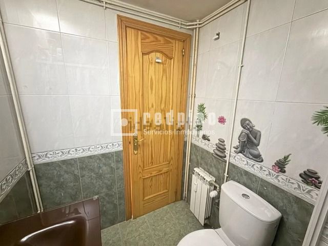 Piso en venta en calle Orquídea, Alcalá De Henares, Madrid 12/16