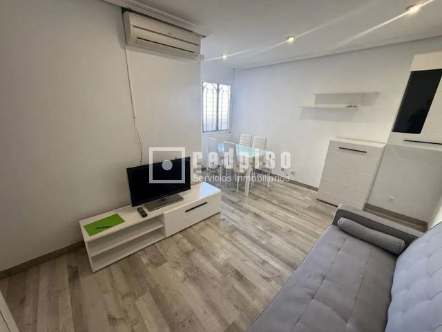 Piso en venta en calle Orquídea, Alcalá De Henares, Madrid 4/16