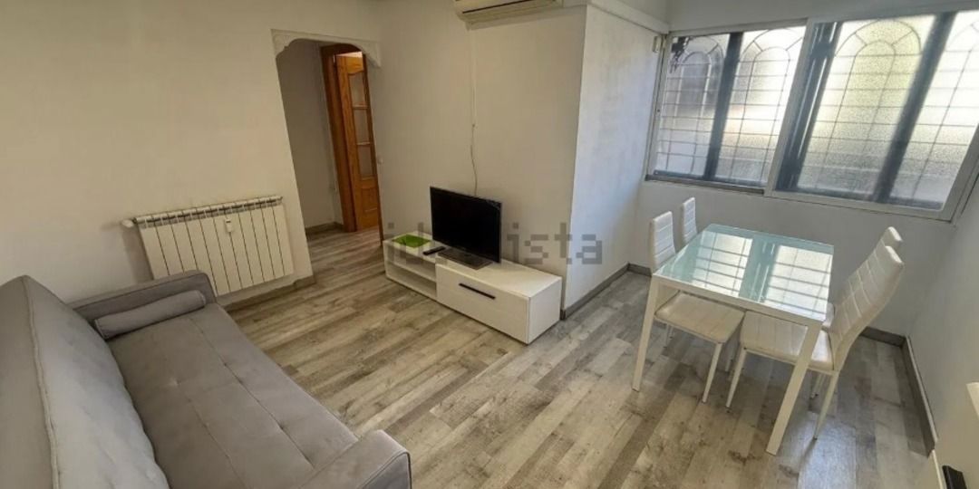 Piso en venta en  calle Orquídea, Alcalá de Henares, Madrid  1/1