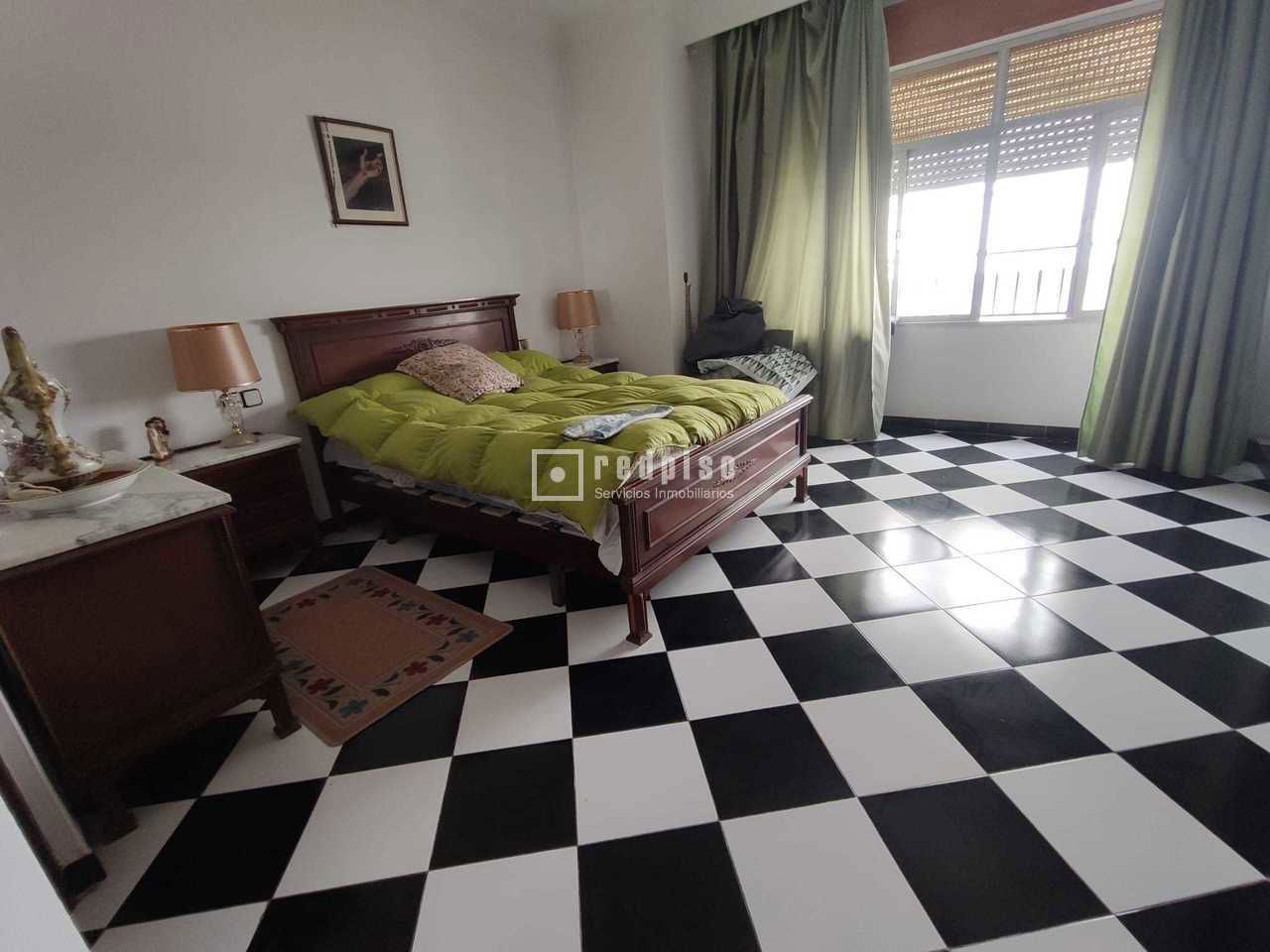 Casa en venta en Málaga 8/26