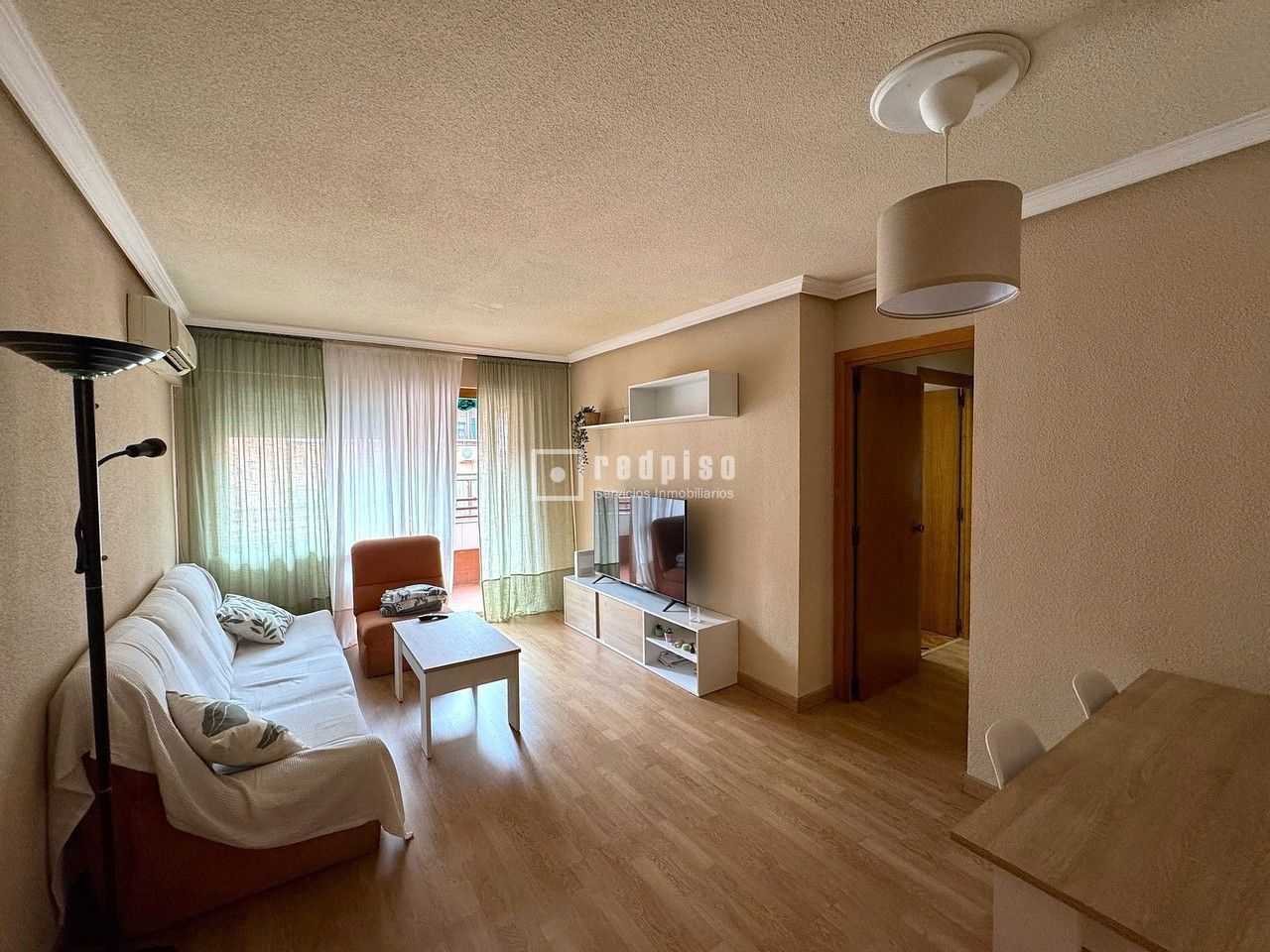 Piso en venta en  calle Motrico, San Fernando de Henares, Madrid  3/10