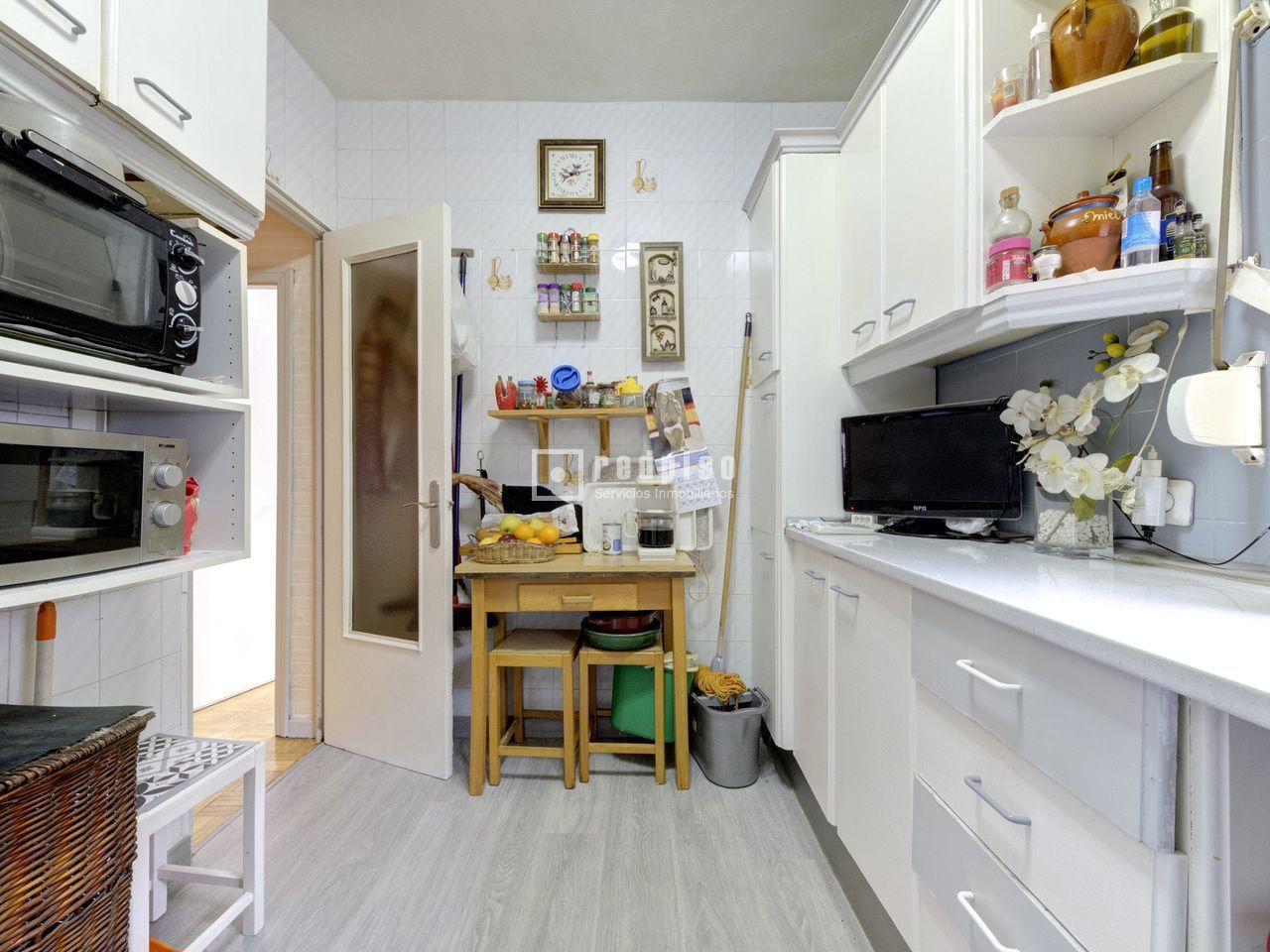 Piso en venta en  Pozuelo de Alarcón, Madrid  12/24