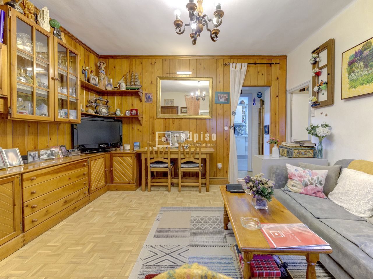 Piso en venta en  Pozuelo de Alarcón, Madrid  8/24