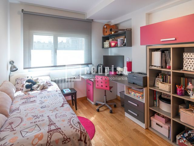 Piso en venta en calle De El Ferrol, Arroyomolinos, Madrid 32/43