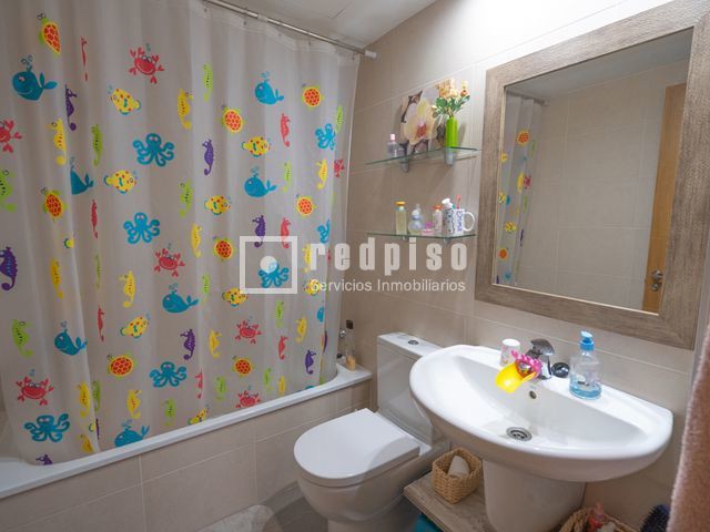 Piso en venta en calle De El Ferrol, Arroyomolinos, Madrid 38/43