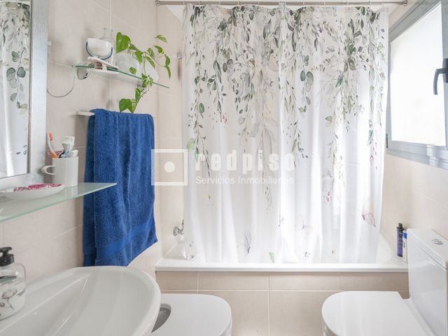 Piso en venta en calle De El Ferrol, Arroyomolinos, Madrid 31/43