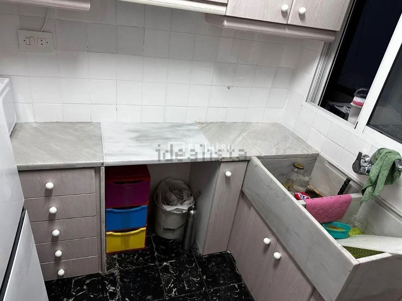 Piso en venta en  calle del Obispo Irurita, L'Olivereta, Valencia  2/11