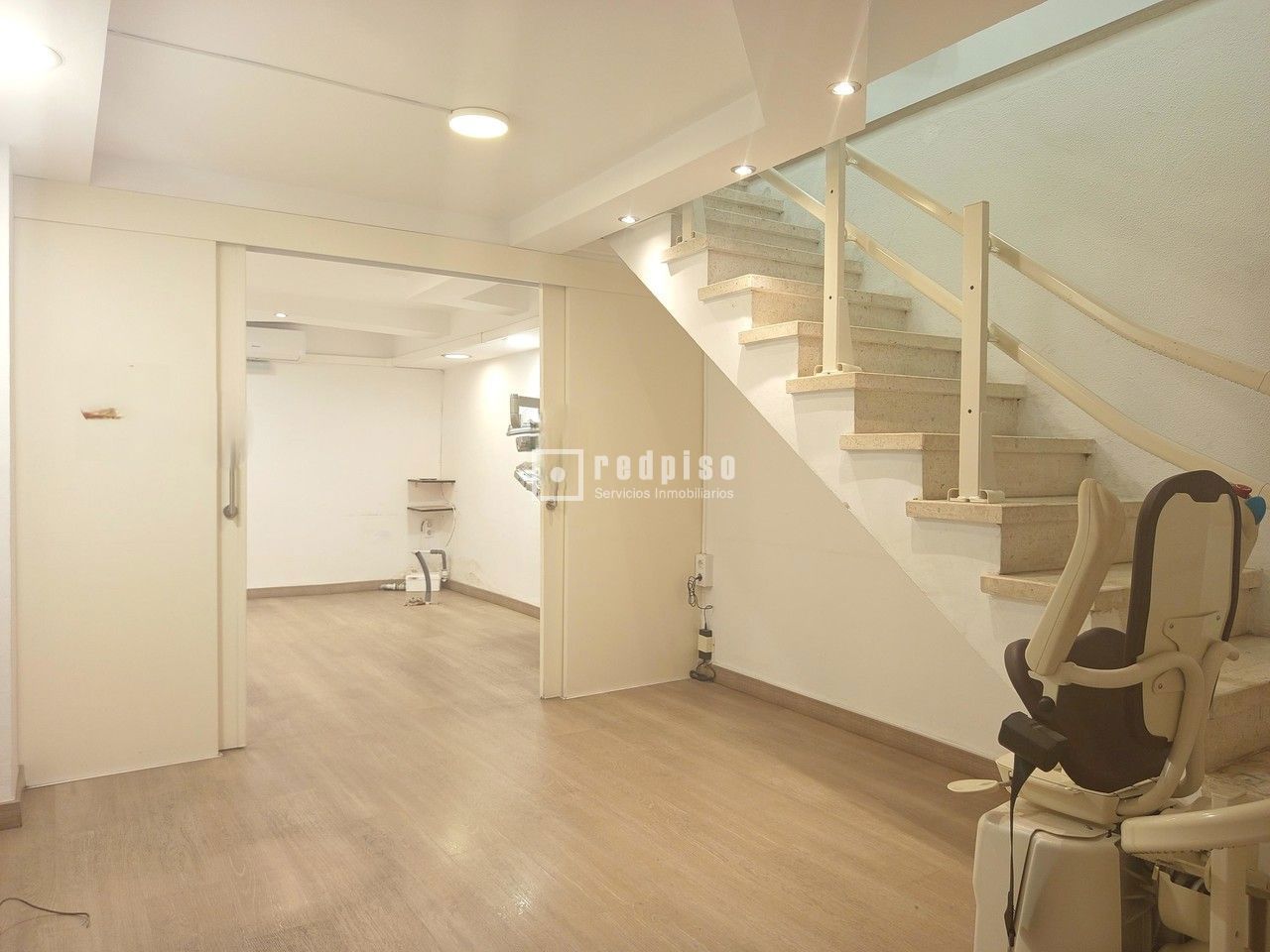 Local en venta en  calle de San Vicente de Paúl, Casco Antiguo, Sevilla  31/45