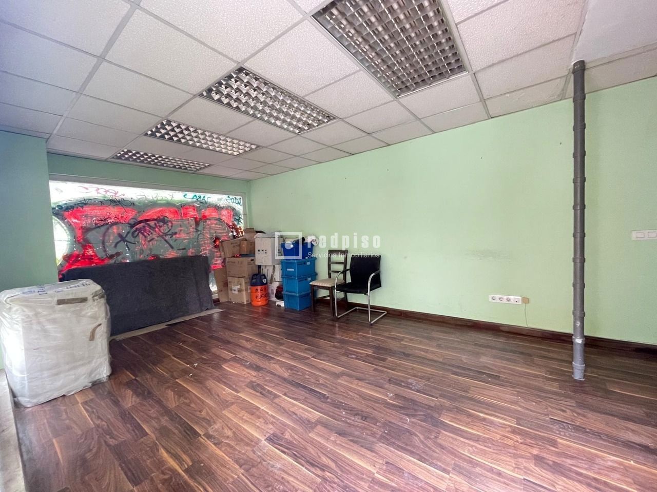 Local en venta en calle Del Parque Eugenia De Montijo, Madrid, Madrid 3/14